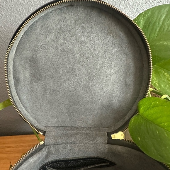 Louis Vuitton Epi Cannes Vanity Handbag Black Cosmetic Case - Picture 12 of 14